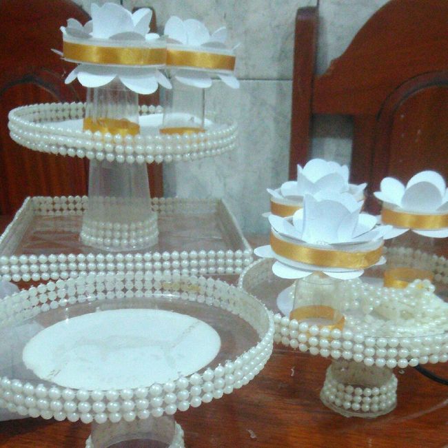Diy — bandejas de doces e garrafas 2