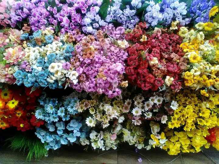E quando vc se perde nas cores das flores pra centro de  mesa?? ?? - 1