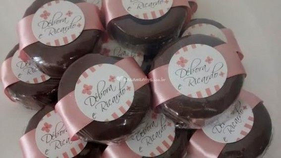 PÃO DE MEL OU ALFAJOR (CELOFANE E FITA)