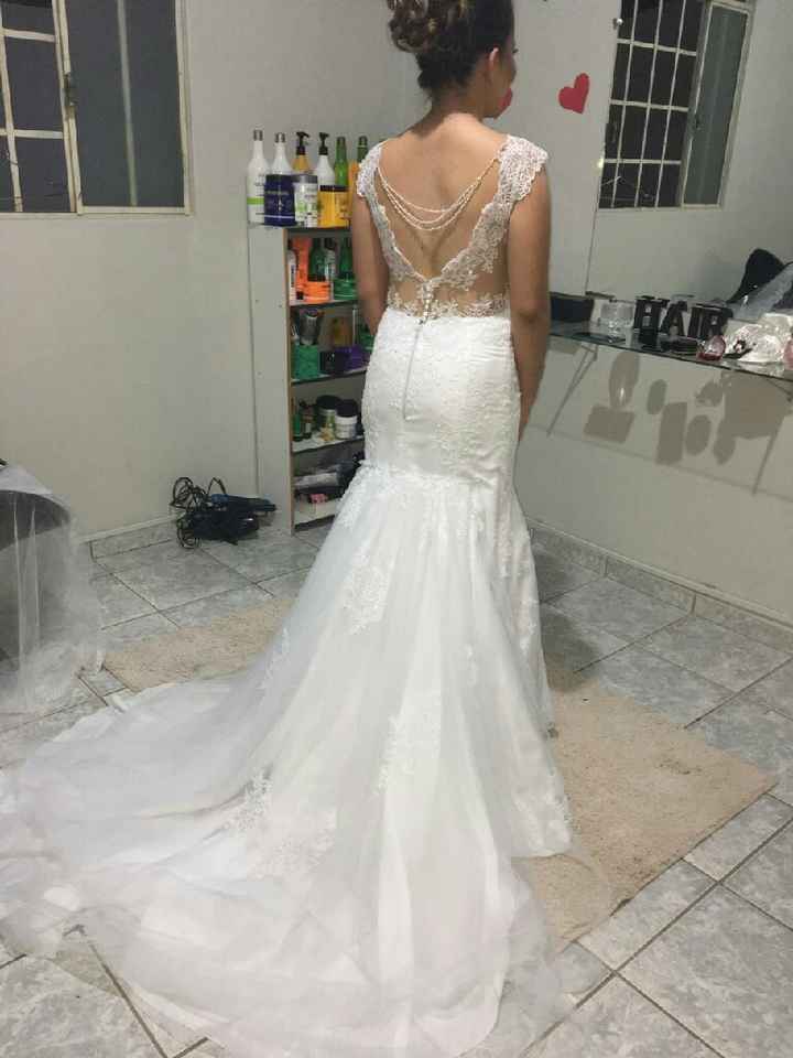 Casamentos reais 2018: o vestido (costas) - 1