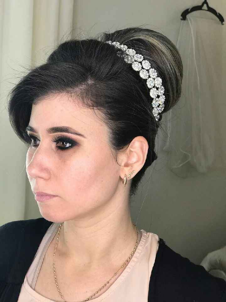 Teste de maquiagem e penteado - 1