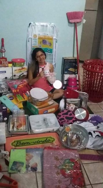 Eu, no meio do meus presentes.. gente amei