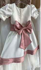 Liso com detalhe em rose