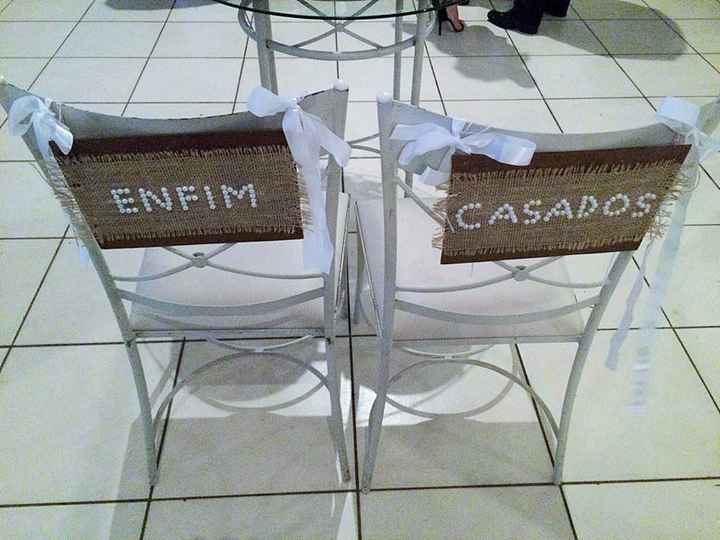 Plaquinhas "Enfim casados" 