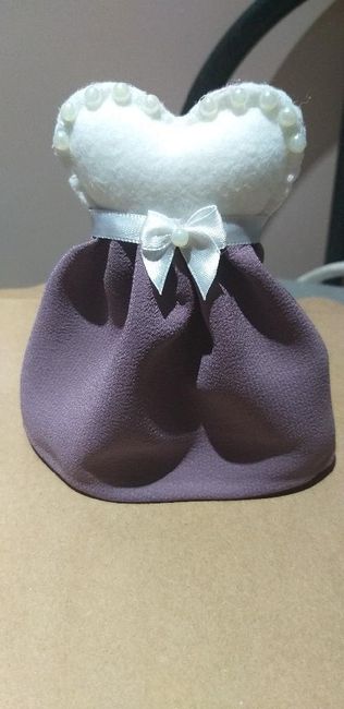 Vestidinho para indicar a cor do vestido da madrinha - #diy - 1