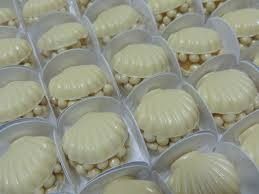 conchinha de chocolate branco com brigadeiro gourmet