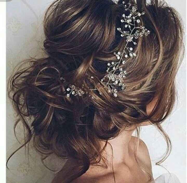 Qual penteado usar com coroa? - 4