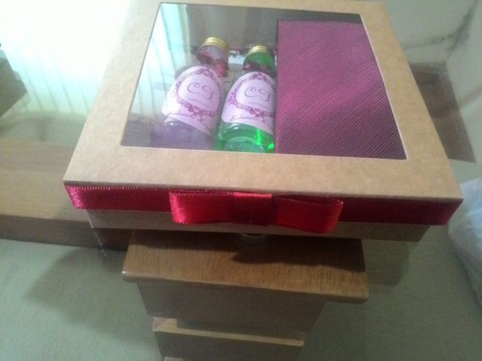 Essa é a caixinha completa e finalizada, pronta para a entrega.
