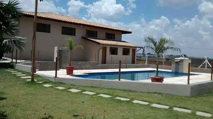 Amplo Jardim