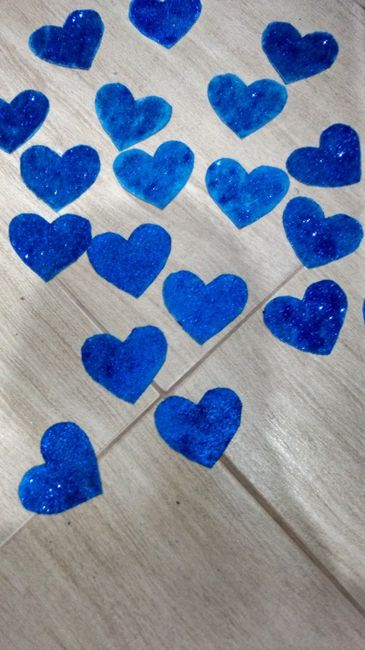 Corações Azuis com Glitter(Usei glitter nos azuis)