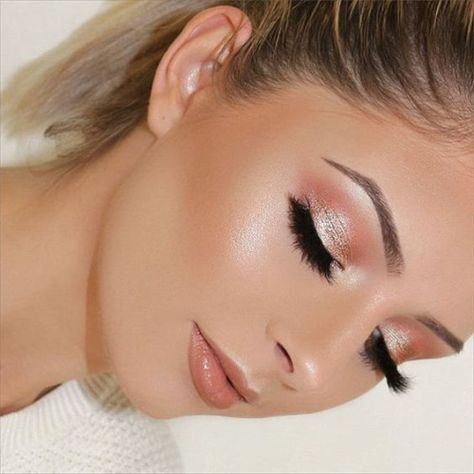 make brilho + batom nude