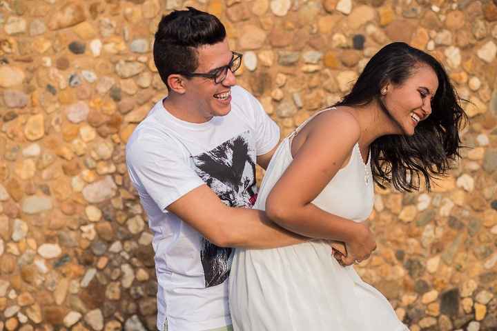 Amar é reconhecer que o outro se esforça para te fazer feliz e você também se esforça para fazê-lo f