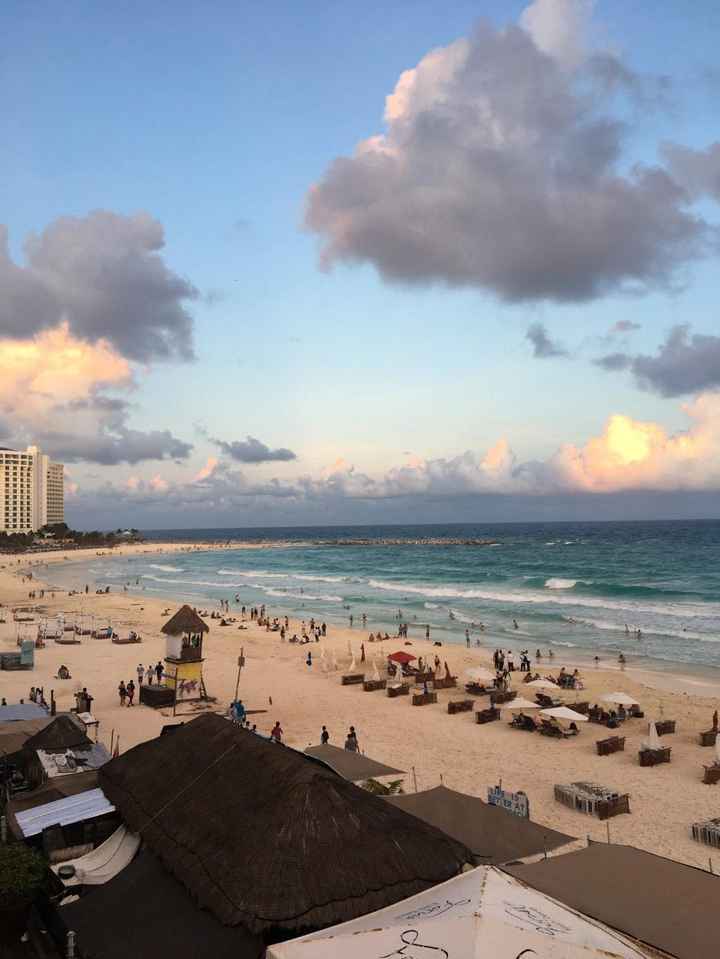 Foto que tirei na cidade, vista de uma bar/restaurante!