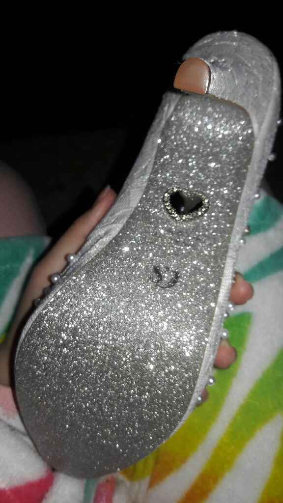 Meu sapato com palmilha personalizada, completo 😍❤ - 1