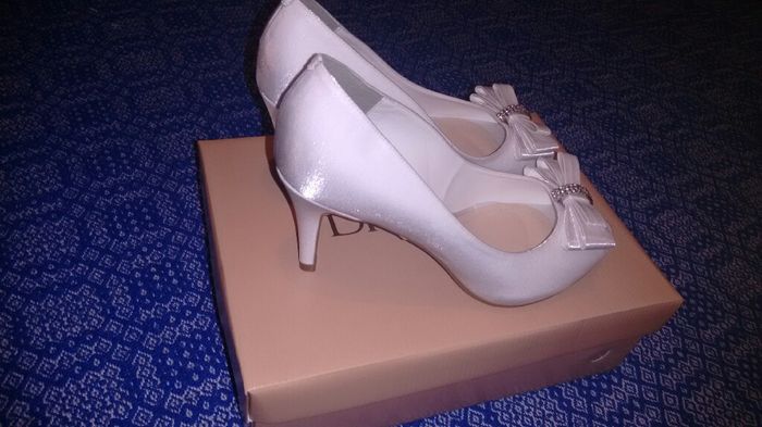 Comprei meus sapatos - 2