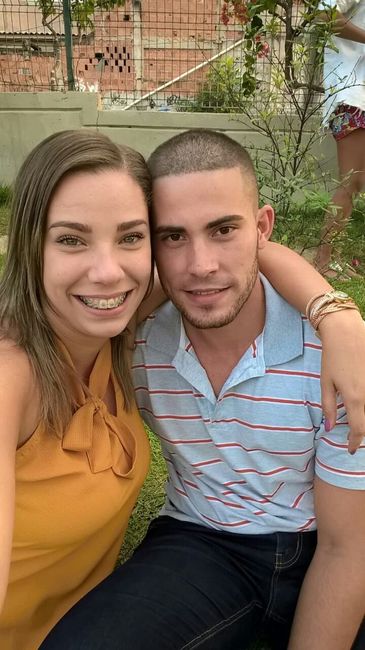 Sair com o noivo para se distrair faz bem!!!