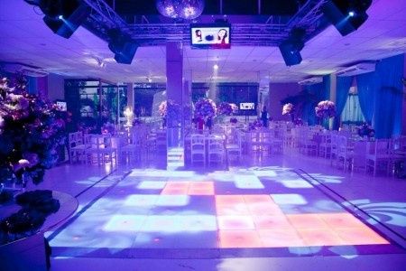 Iluminação Azul e roxo