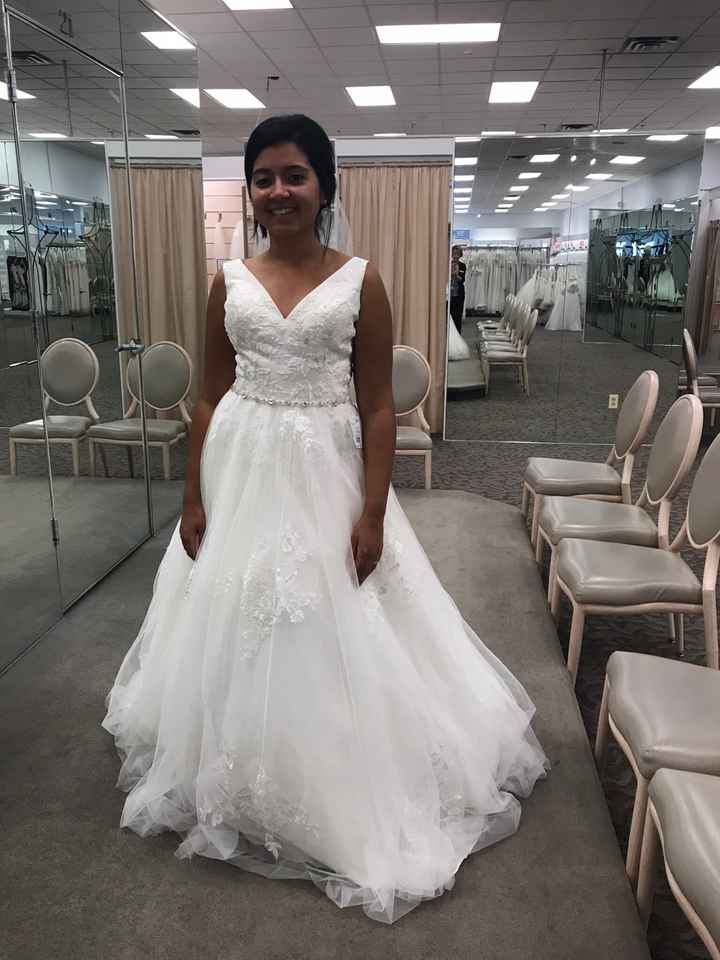 10. Comprarei meu vestido em ___ - 1