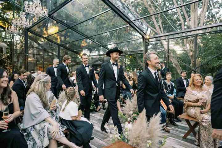 Casamento sem cortejo dos pais e dos padrinhos. - 2