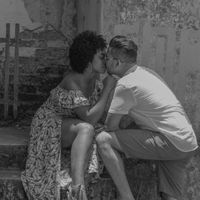 Pré-weddings na comu - Foto de beijo - 1