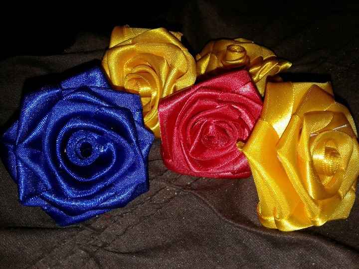 Minhas artes. florzinhas de cetim. - 1