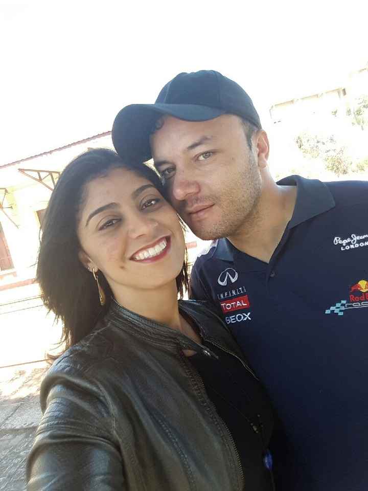 Quantas selfies de casal você tem? - 1