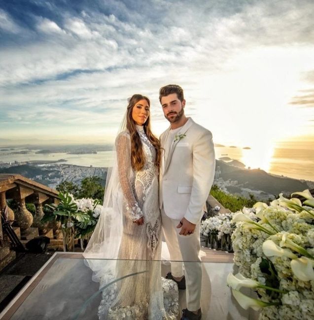 e agora ? Meu noivo quer casar de branco 🙈 1