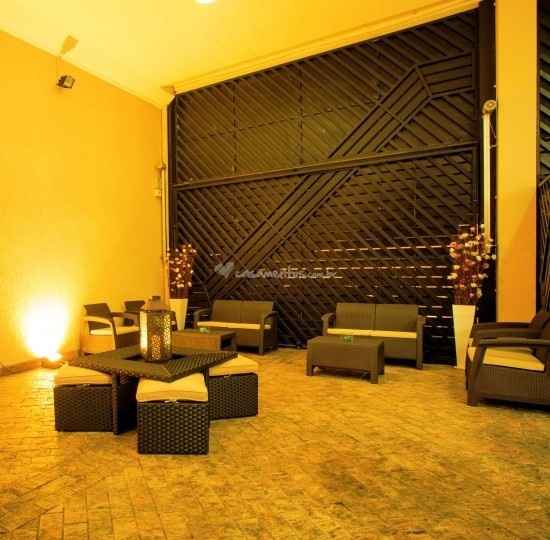 Esse Lounge
