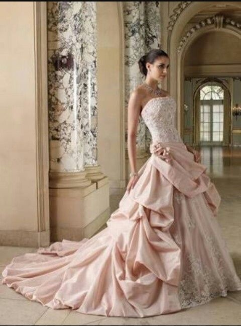 Você casaria com um vestido que não fosse branco? - 4