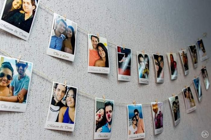 Fiz uma cortina com nossas fotos :)