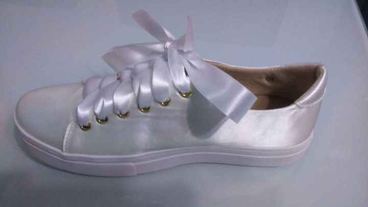 It Design White Cetim