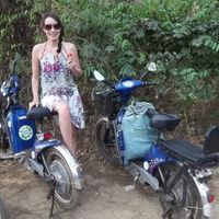 Passeio de bicicleta motorizada