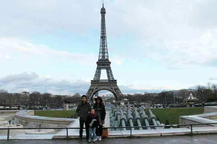 Paris (irmao e irma)
