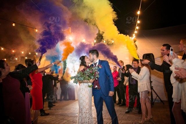 Casamento diferentão - Saída dos Noivos 5