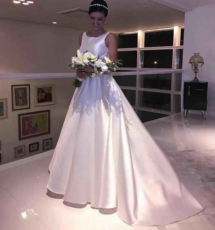 Um dos vestidos mais lindos que eu já vi, tirando o meu é  claro hahahaha - 2