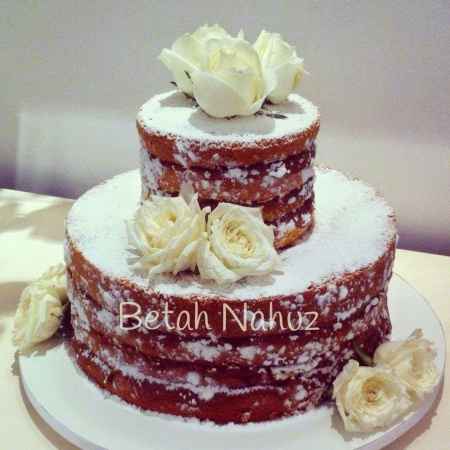 naked cake