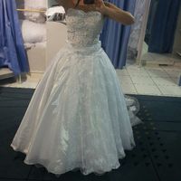 Noivinhas qual vestido vcs escolheriam com renda ou strass? - 1
