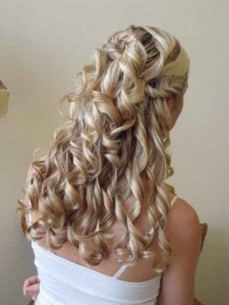 Alguém tem? Foto real de noiva com cabelo solto - 2
