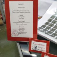 Marcadores de mesa....
