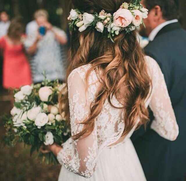 Cabelo, Vestido e Flores