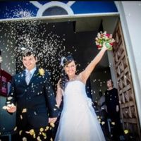 Bolinhas de sabão ou chuva de arroz na saída da igreja????? - 1