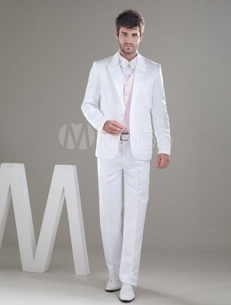 noivo de branco lindo, esse terno sao pro meu noivo escolher o dele.