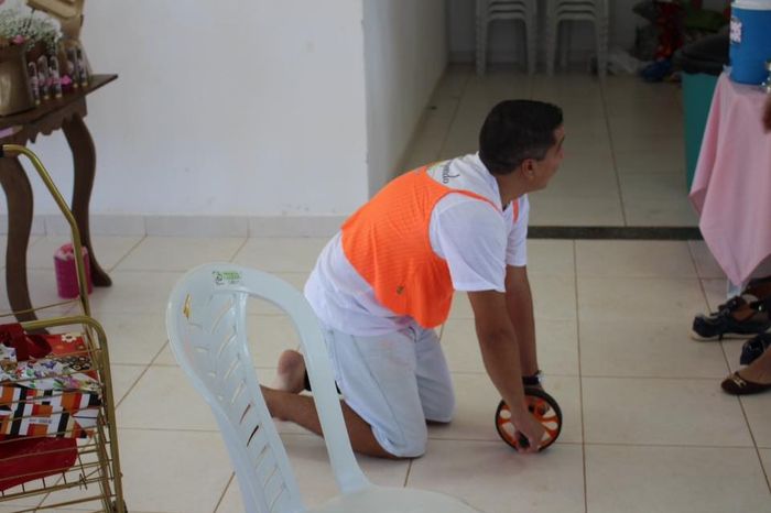 Noivo foi o primeiro kkk teve que fazer abdominal com a roda!!