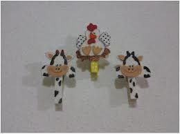Prendedores de animais com íma ;)