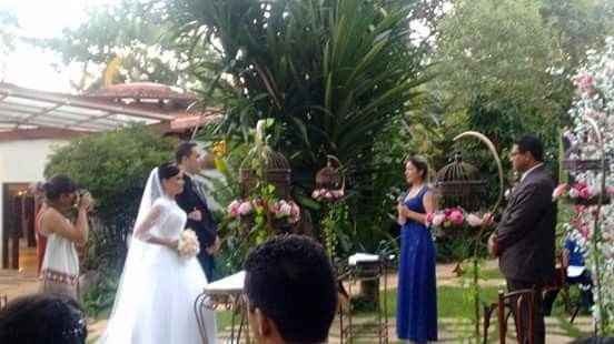 Esposa do pastor cantando pra gente