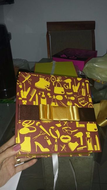 Marrom e Amarelo