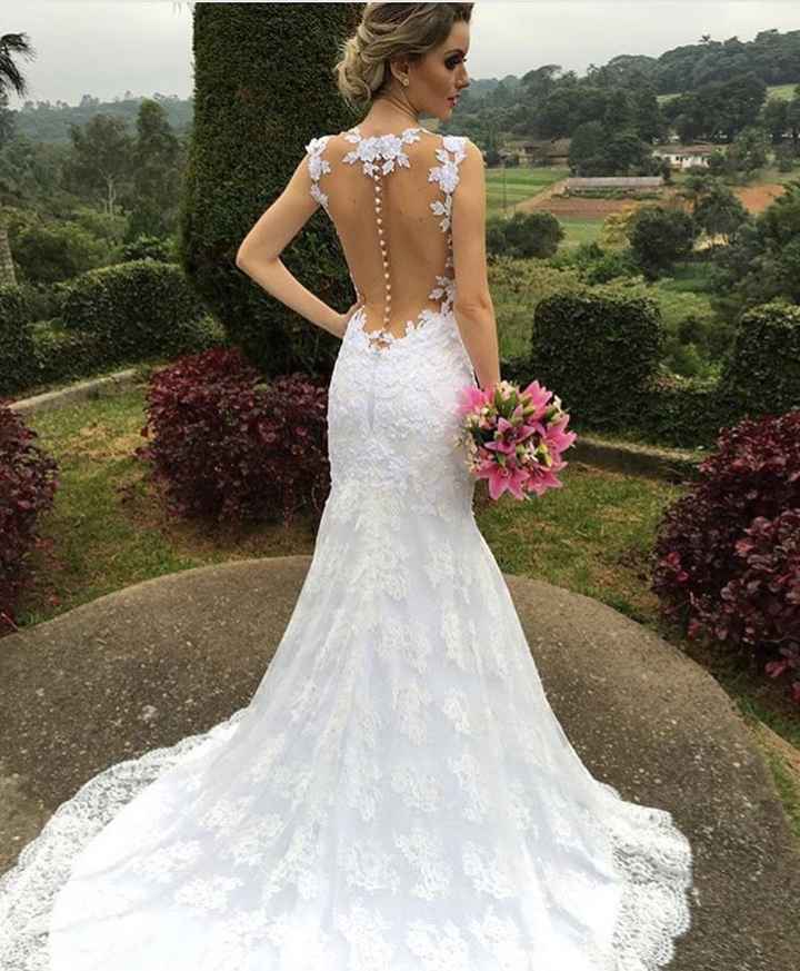 Escolhendo o vestido - 2