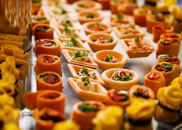 Iremos servir Finger Food com 1 opção de Massa
