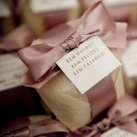 Poste AQUI uma foto da lembrancinha que vão dar para as pessoas convidadas🎁👇 - 1