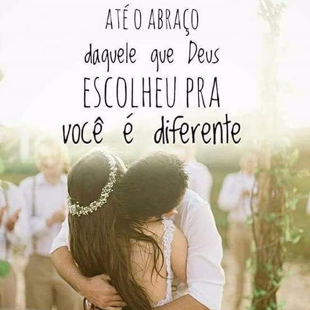 Até o abraço dele é diferente ! 